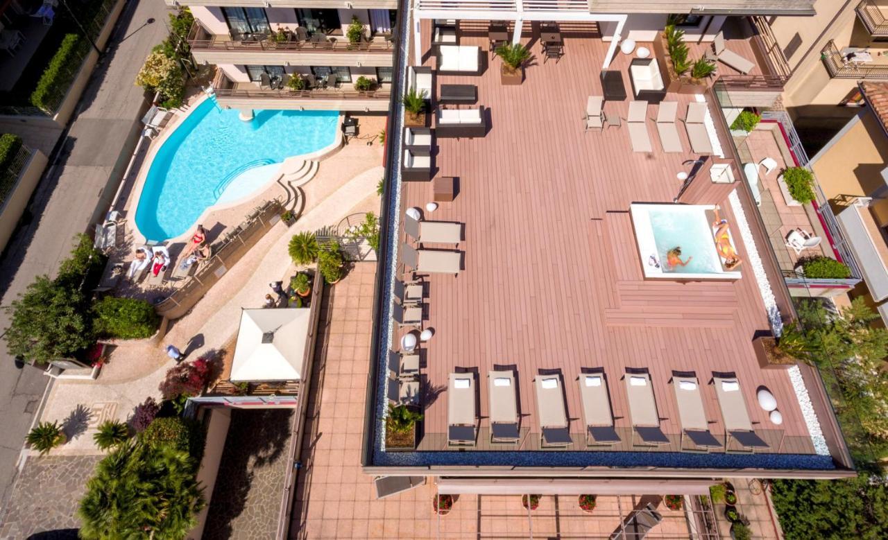 Hotel Desenzano Дезенцано-дель-Гарда Экстерьер фото