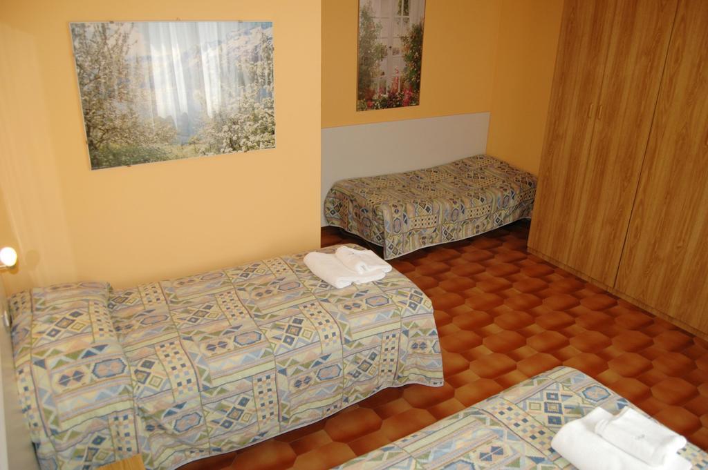 Hotel Desenzano Дезенцано-дель-Гарда Номер фото